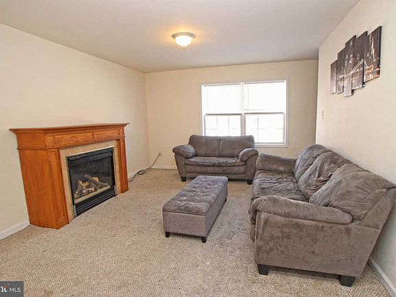 5th image of 1580 Black Birch Way