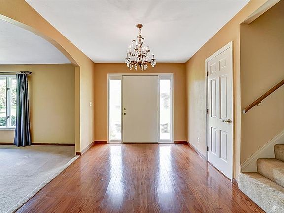 4th image of 7532 Normandy Ln