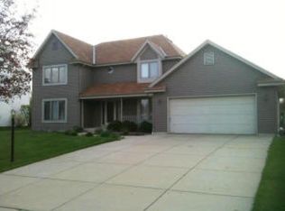 4545 S 116th St, Greenfield, WI 53228