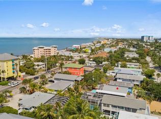 5530 Palmetto St, Fort Myers Beach, FL 33931