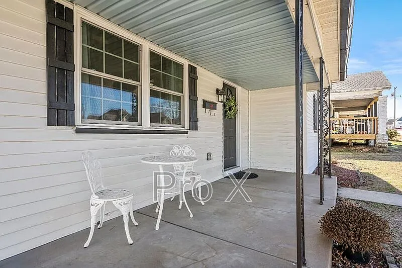 2 bed, 2.0 bath, $1,895 — Photo 3