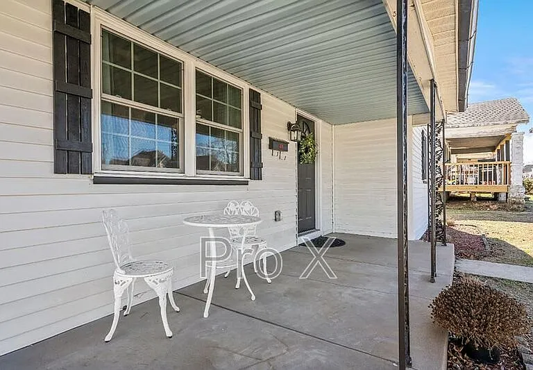 415 N Pennsylvania St — Photo 3
