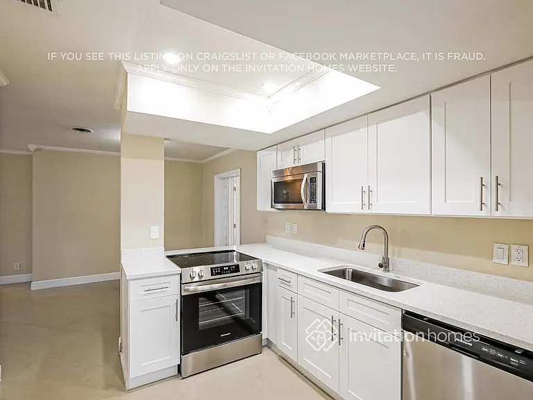 1251 SW 9th Ave — Photo 7
