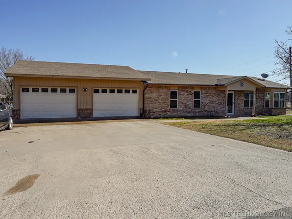 1120 S Tinker Ave, Fairfax, OK 74035