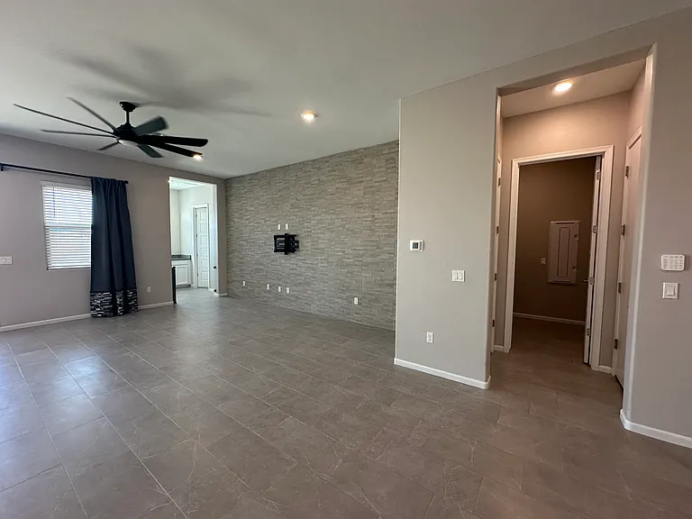 12474 N Appling Ave — Photo 20