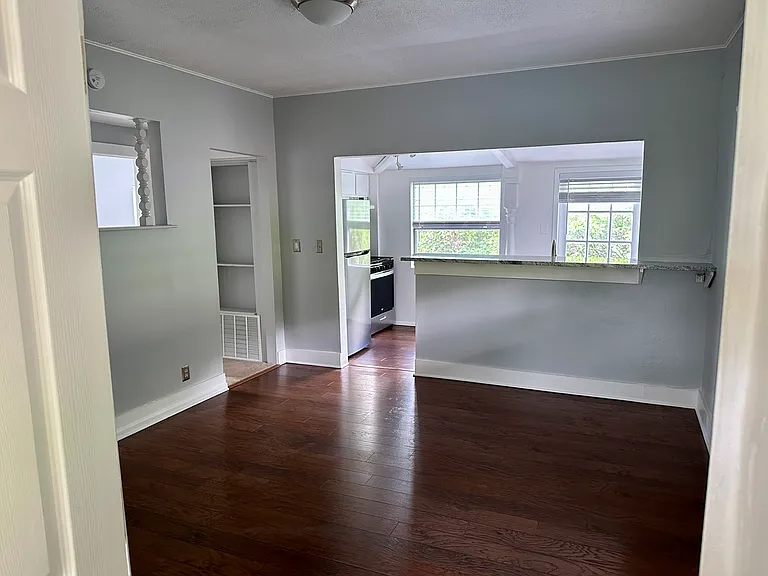 347 Glenway Ave — Photo 7