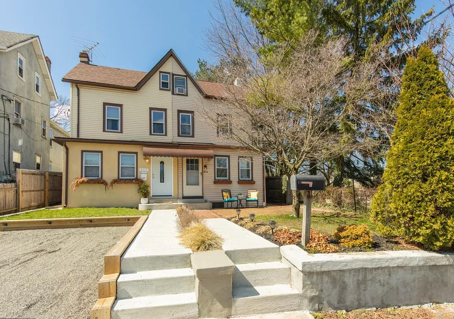 614 Roosevelt Ave, 4 bedrooms, 2 bathrooms Home — Photo 3