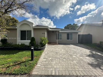 5733 NW 100th Ct, Doral, FL, 33178