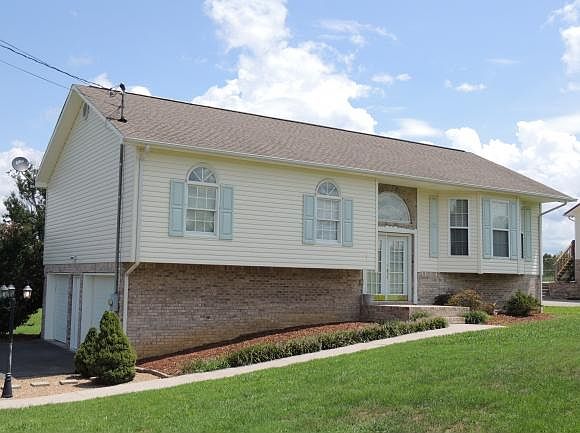 1st image of 448 Austin Cir