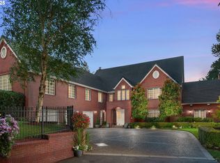 7915 NW Gales Ridge Ln, Portland, OR 97229