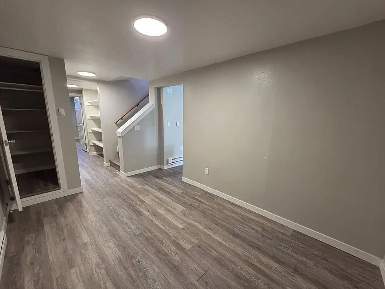 352 I St — Photo 10