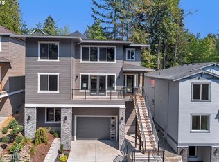 8576 SW 47th Ave, Portland, OR 97219