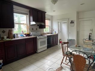 26 Holworthy Pl #1L, Cambridge, MA 02138