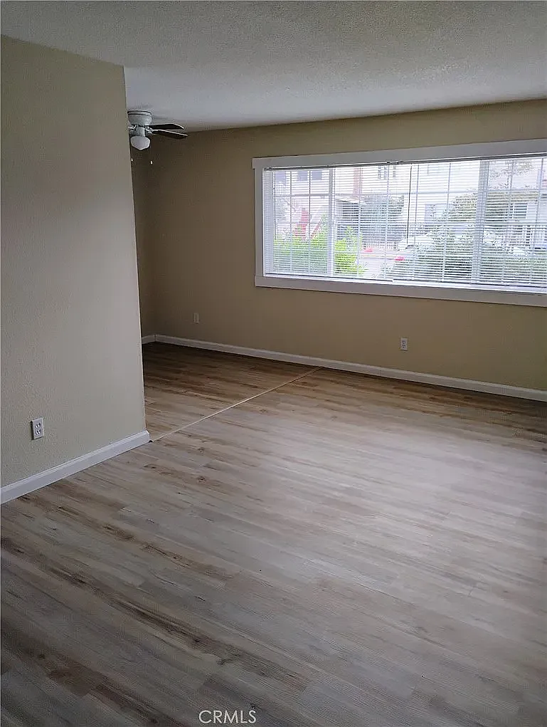 Marshall Manor — Photo 3
