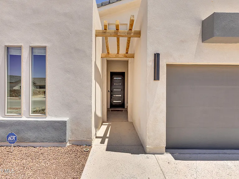 7424 Rio Rimac Dr — Photo 27