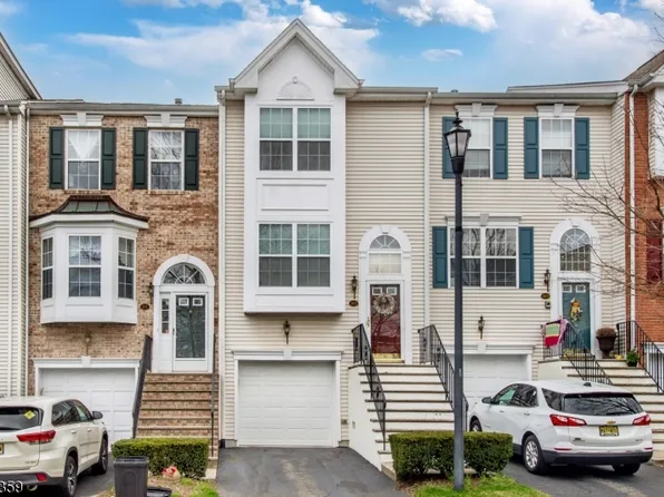 202 Regents Dr, Nutley Twp., NJ 07110