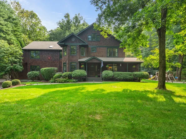 34 Pheasant Hill Road, Weston, CT 06883