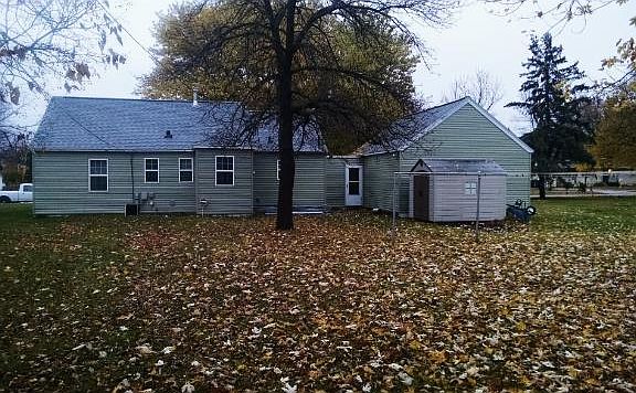 4th image of 123 24th Ave S