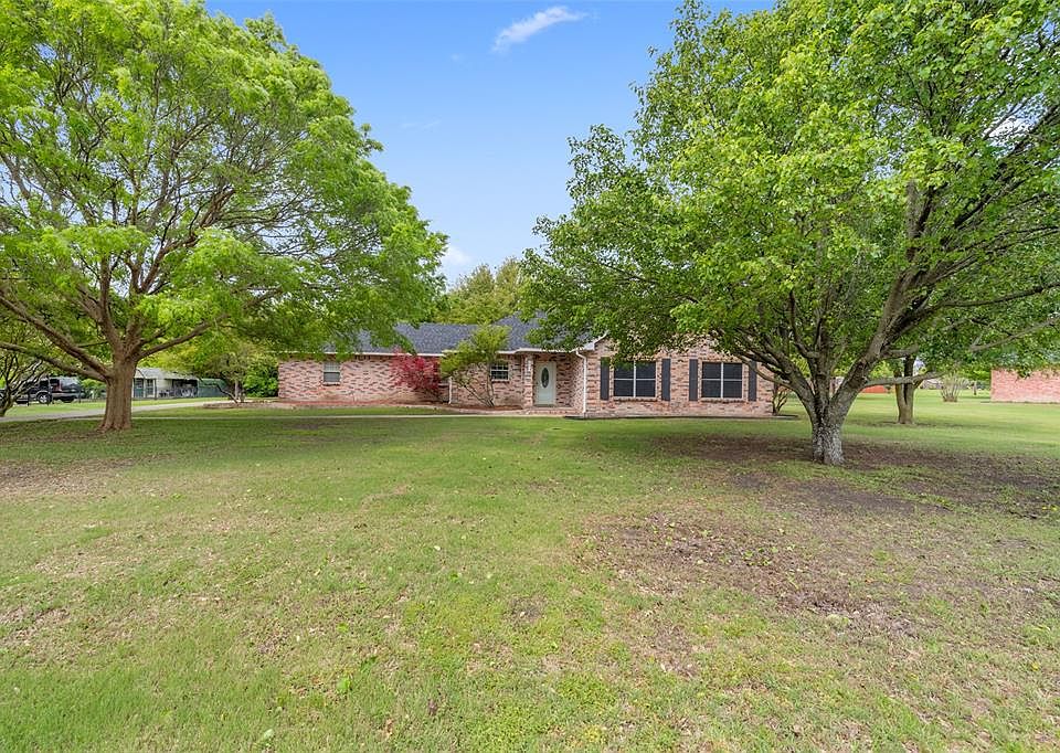 1st image of 2410 The Crossings Dr