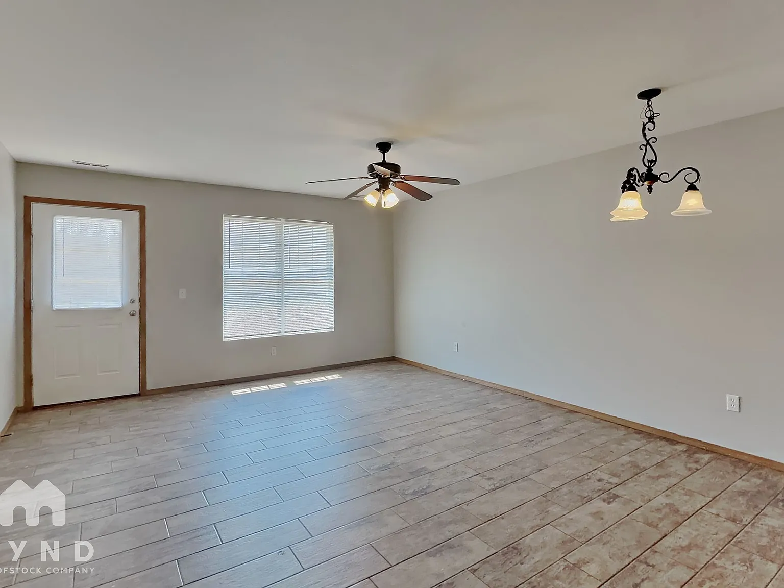 3 bed, 2.0 bath, 1428 sqft, $1,599 — Photo 4