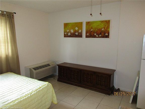 3rd image of 211 Golf Villas Ct NW