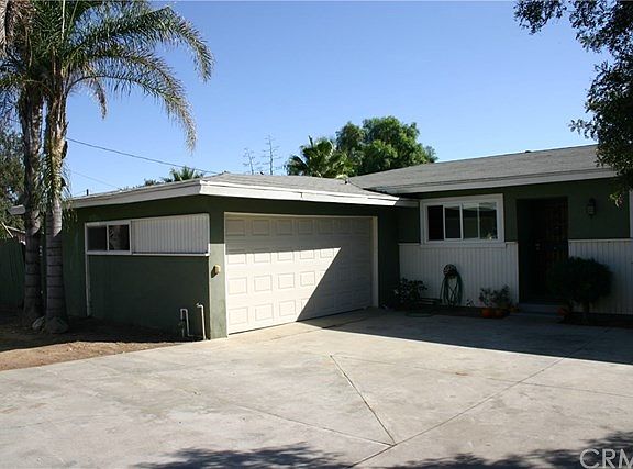 2nd image of 23525 Ironwood Ave