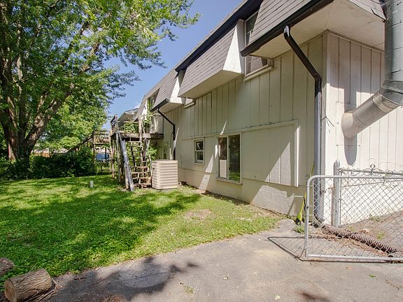 Kody Gideon 214 Berkeley St 5