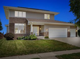220 E Jefferson St, North Liberty, IA 52317