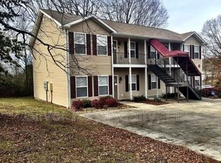 1515 W Madison Ave APT 1A, Athens, TN 37303