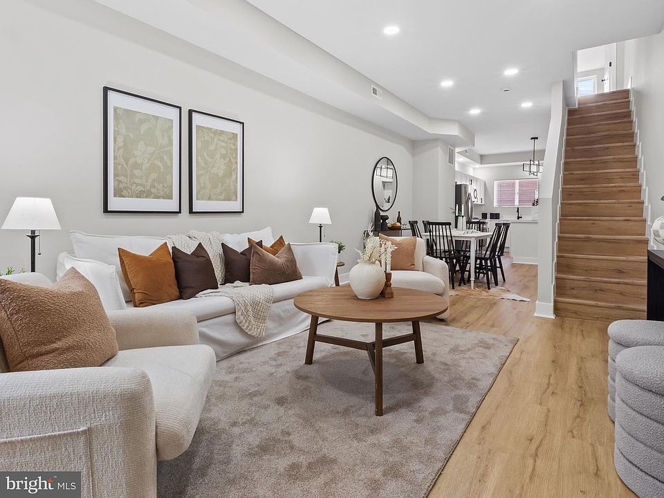 1st image of 5 N Clinton St