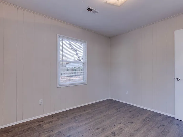 106 Pine Grove Ave — Photo 24