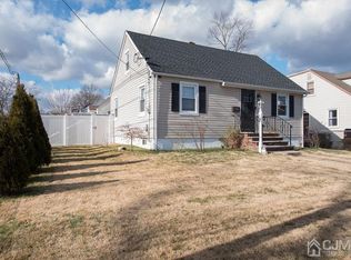 67 Commercial Ave, Avenel, NJ 07001