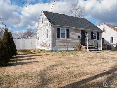 67 Commercial Ave, Avenel, NJ, 07001
