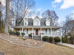 909 Georgian Point Dr, Lawrenceville, GA