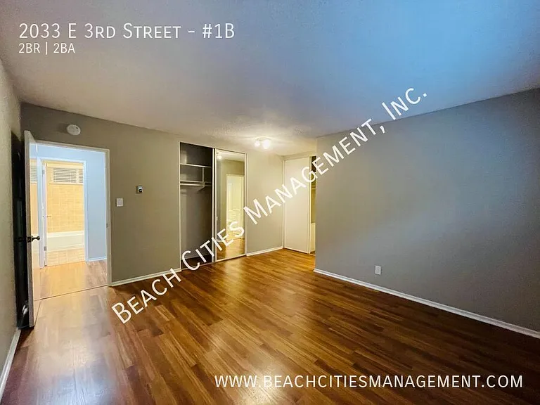 2033 E 3rd St #1B — Photo 34