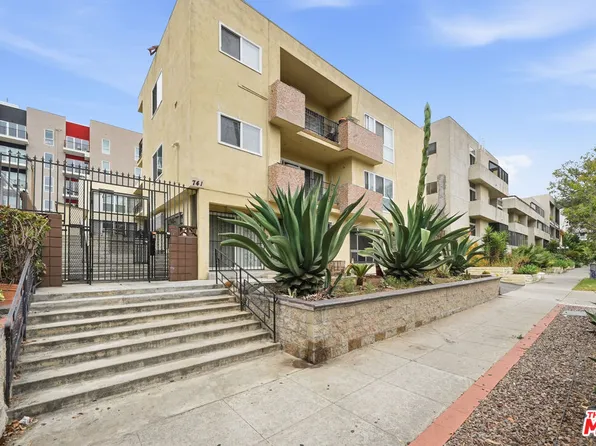 741 S Hobart Blvd, Los Angeles, CA 90005