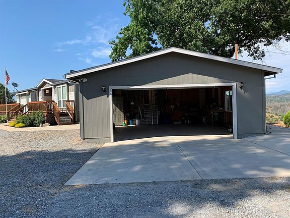 3rd image of 160-160 Hidden Pine Ln