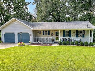 9350 W Lake Camelot Dr, Mapleton, IL 61547