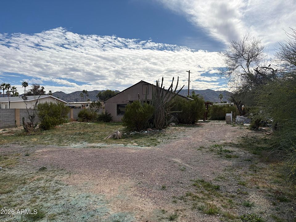 2nd image of 125 E SOUTH MOUNTAIN Avenue