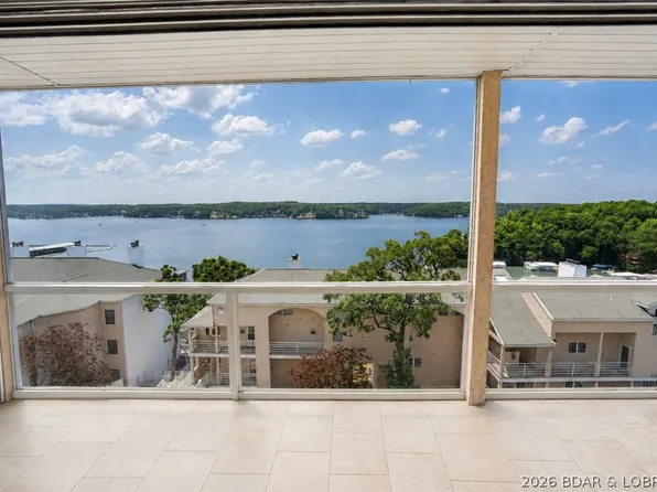 116 Emerald Bay Dr #2C, Lake Ozark, MO 65049