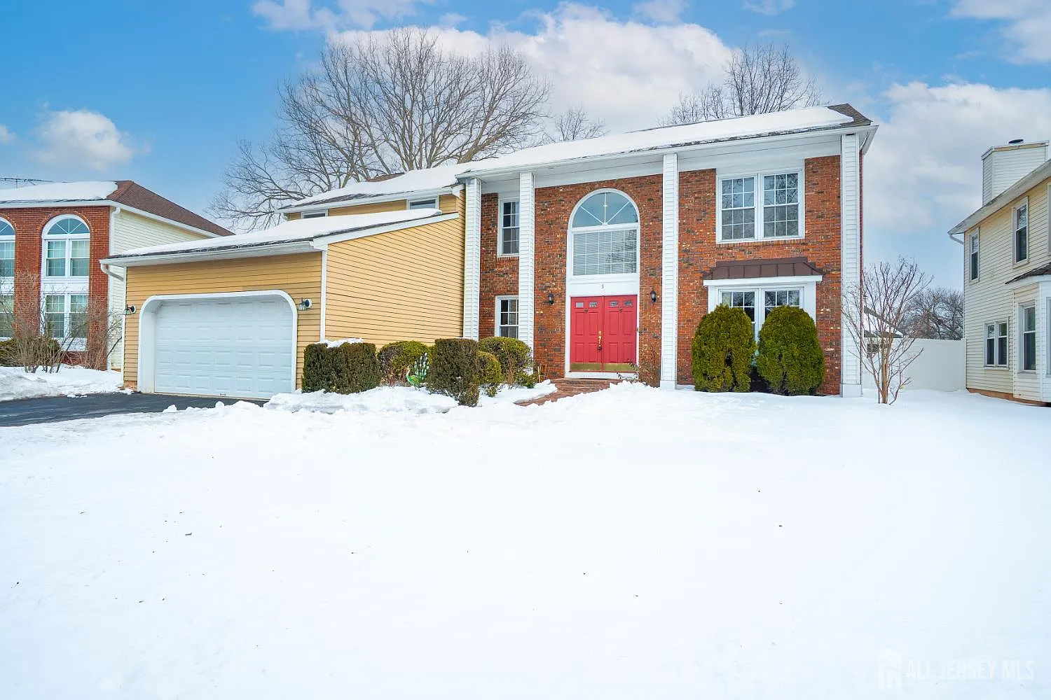 3 Ascot Pl photo 1