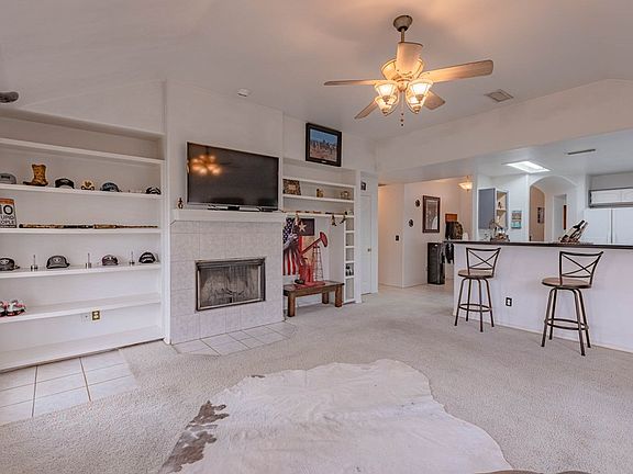 5th image of 8708 Rainbow Dr