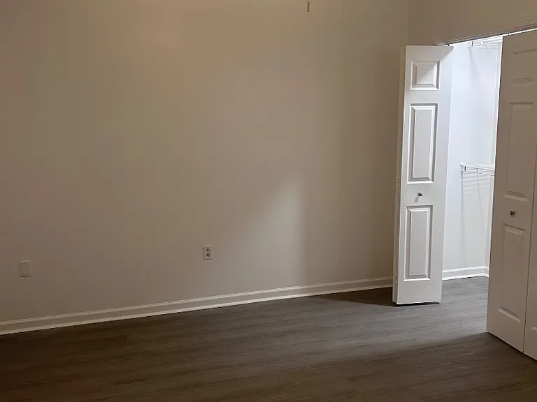 Unit Photo