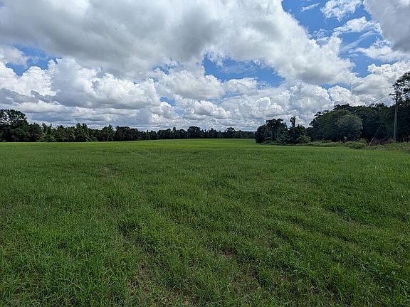 3rd image of 1762 County Road 19