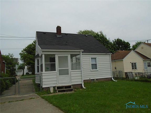 2nd image of 4609 Burnham Ave