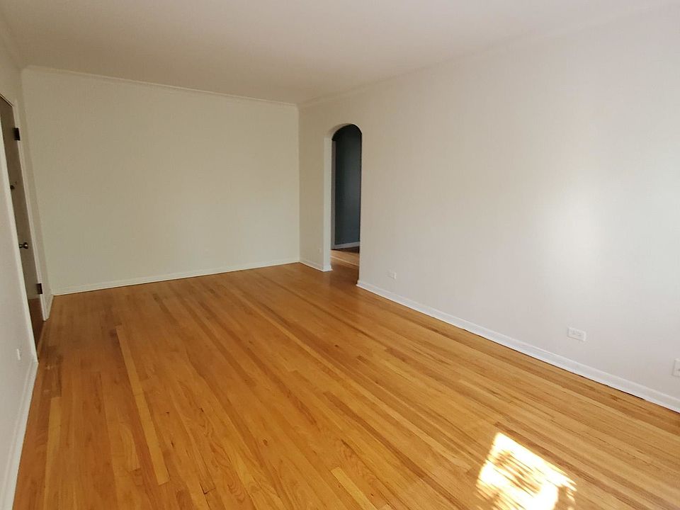 1st image of 3450 N Kedvale Ave