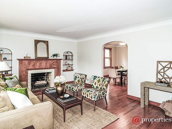 Living Room / Dining Room