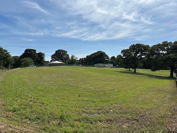2nd image of 1673 County Road 4211