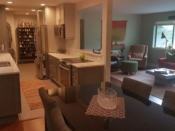 2255 Fairway Pines Court 4, Bay City, MI 48706