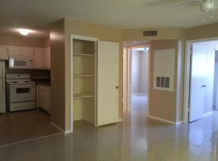 2740 W Country Gables Dr APT 116, Phoenix, AZ 85053